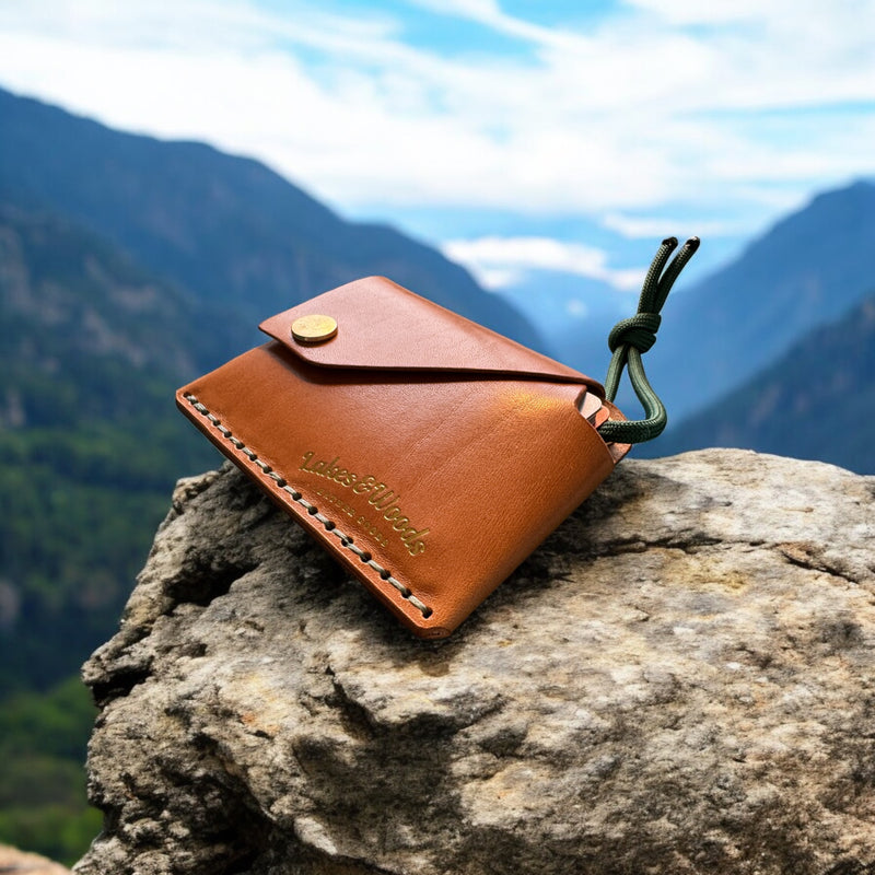 Horizontal Kartenhalter hellbraun whiskey Druckknopf "Wild Bill"